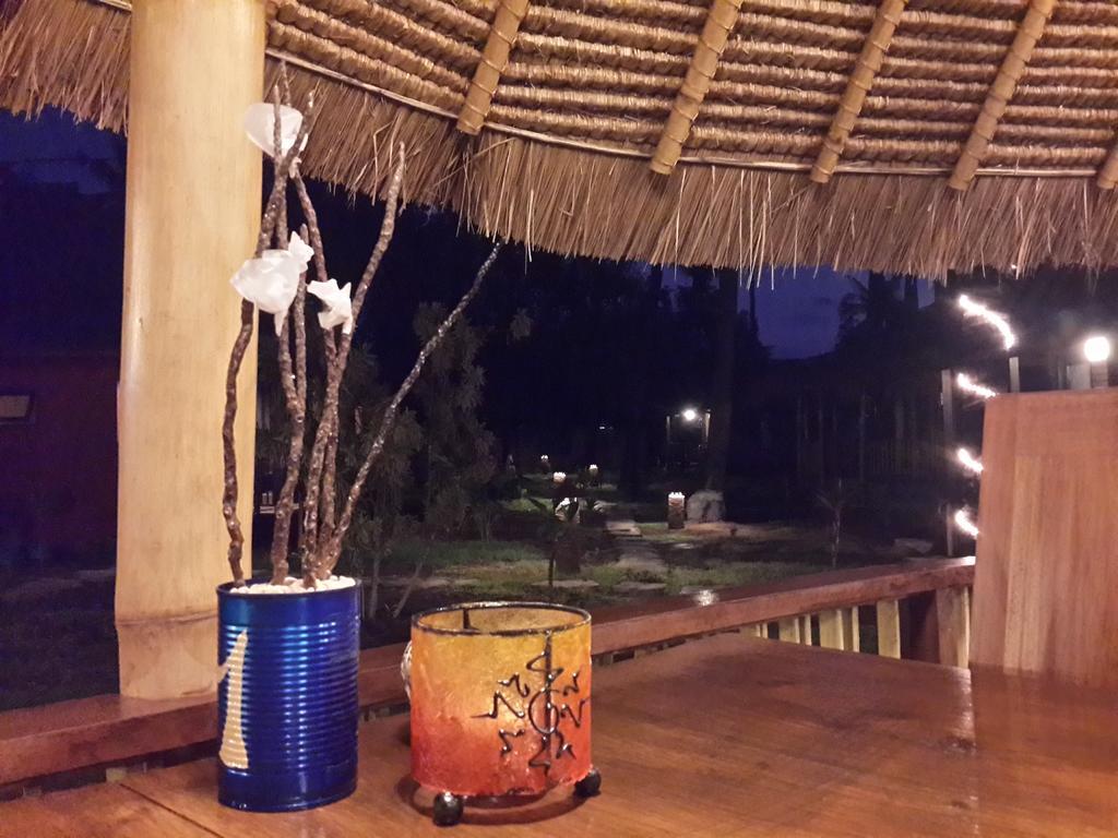 ホテルOasi Bungalows ギリ・アイル エクステリア 写真