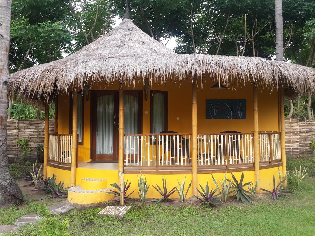 ホテルOasi Bungalows ギリ・アイル エクステリア 写真